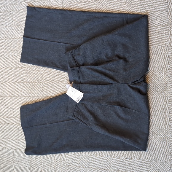 New H&M Classic Pleated Wide Leg Gray Dress Pants Pockets Size 2 High Rise - Picture 2 of 7